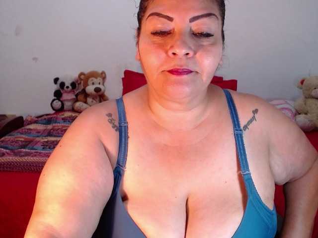 Foton Maturextgreat #bbw #bigbelly #bigboobs #bigass #grandma #milf #gilf #latina @total 600 @sofar 600 @remain 0