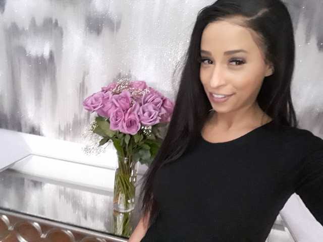 Erotisk videochatt Megan-Maxine