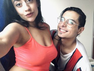 Erotisk videochatt MiaAndSteve