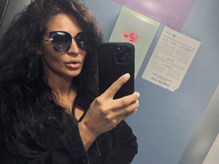 Erotisk videochatt Elvira_Mur