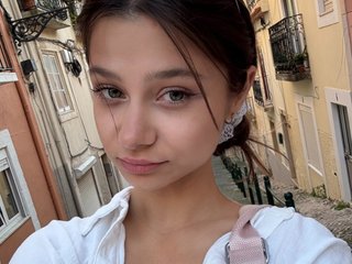 Erotisk videochatt MiaRouxie