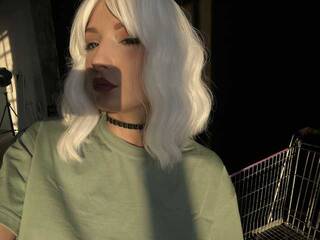 Erotisk videochatt Miataa