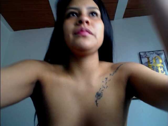 Foton michelleangel hello love thank you for seeing me want to play and have fun a little come and we had a delicious if you liked it give a heart