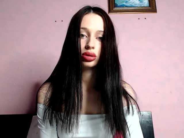 Foton milenaabesson Hi, honey) I’m a new model here, but extremely talented) Sociable and proactive) I hope you enjoy the time spent in my company) Hugs)