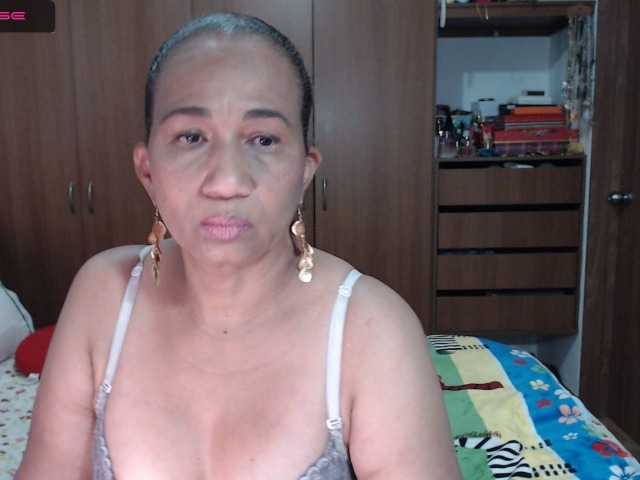 Foton Milf-Ebony hola mas token mas caliente m m