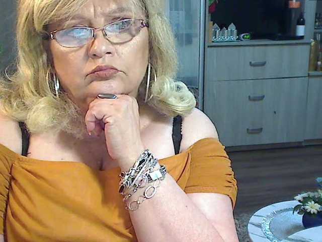 Foton MilfKarla Hi boys, looking for a hot MILF on a wheelchair..?if you want to make me happy, come to me;)
