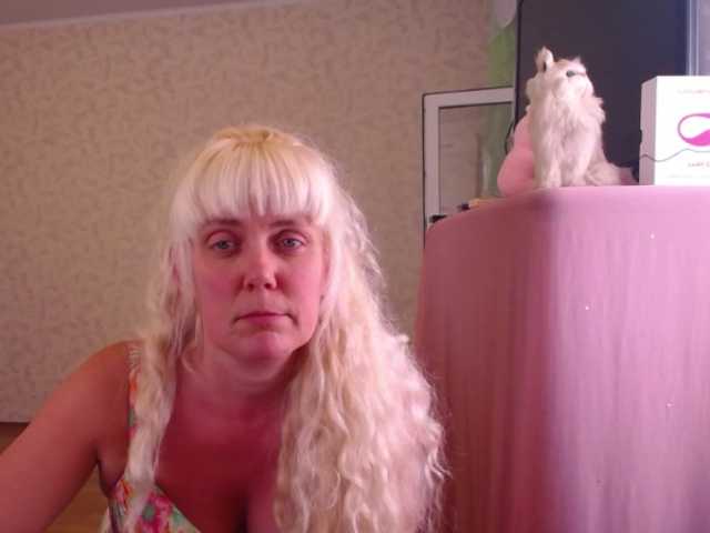 Foton YoungMistress Lovense ON 5 tok. FOLLOW MY TWITTER @sunnysylvia5 I am Sexy with natural beauty! Long nipples 4cm and pussy with big lips and loud orgasm in private! Like me- put love, give gifts