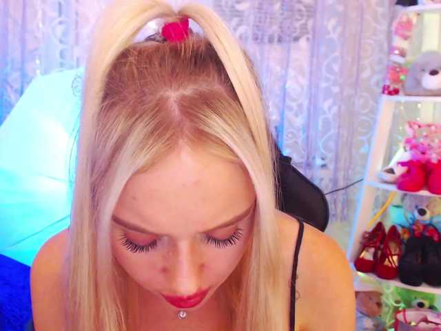 Foton MindyKally com play with lovense and cum together ;3