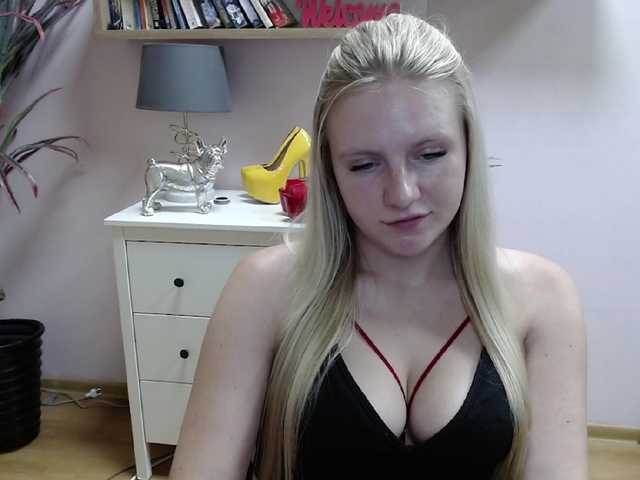 Foton MindyPleasure Let's have rel some fun #tease #cfnm #domina #blondie #sexy #young #joi #cei #cbt #cuckold #fetish #natural #twerk