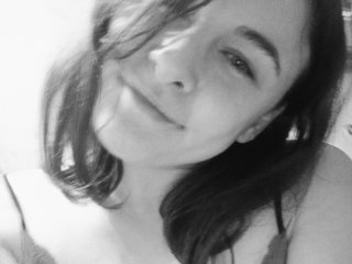 Erotisk videochatt Minnie-Lola