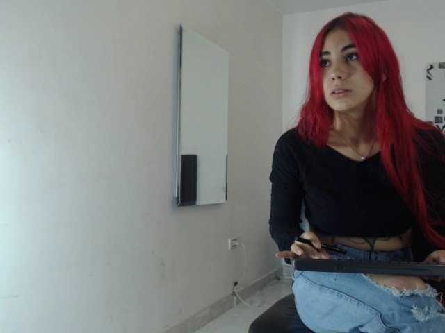 Foton missy-abby- Hey hey hey lovers, i hope that you enter to give me fire cause is a very cold day. Enjoy with me and make me your redhead dream