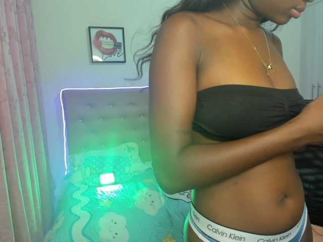 Sändningsbilder More-hot