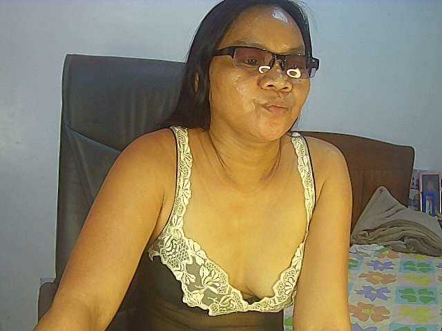 Foton KettyAsian Hey Guy's Go Tip ,,, I'm here to give you Pleasure lets enjoy, If i feel soo good enough you will see me naked .HELP TO MAKE ME CUM GUYS .... GIVE ME MORE ALOT OFF PLEASURE ...