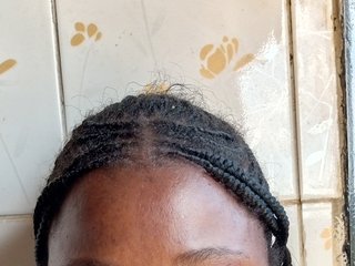 Erotisk videochatt Myra-Queen