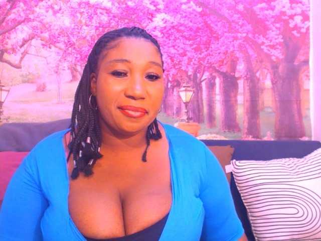 Foton mysticeboney #bbw,bigboobs,bigass,lovensepussy.ebonyqueen..100tkns