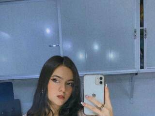 Erotisk videochatt Nahiara-Evans