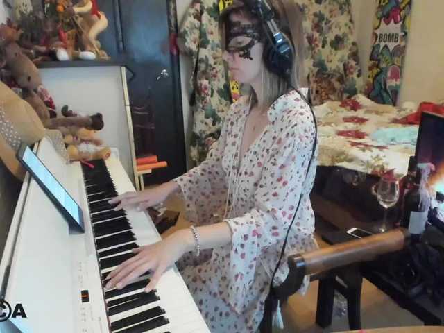 Sändningsbilder PianoGirl