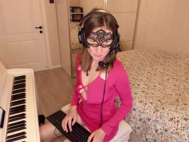 Foton PianoGirl Hi everyone. I am Anastasia :) 101 Take off dress, 102 put on dress, 103 change the dress, 70 autodj - dance, 1001 - to cut the dress my choice, 3001 - to cut the dress your choice, 10001 - take off mask