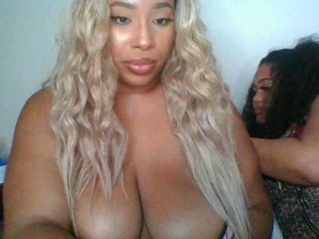 Foton nanaluv Animal Print Ebony Babess, @ 2,000 will show boobs for you baby ; 9 tokens raised so far; 2,000 more tokens to go daddy