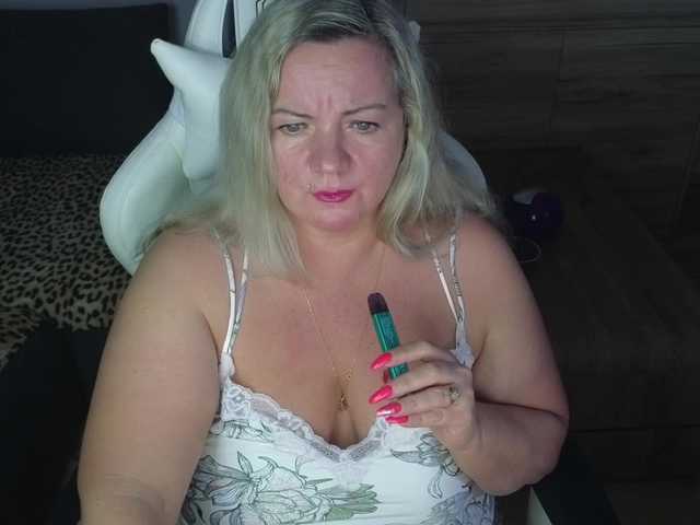 Foton Natalli888 #mistress#humiliation#findom# bbw#smoking#cuckold#sissy##feet​Prepare ​your ​hard ​earned ​money!!!!!! I do not accept PM requests unless they are tipped for according to the tip menu.