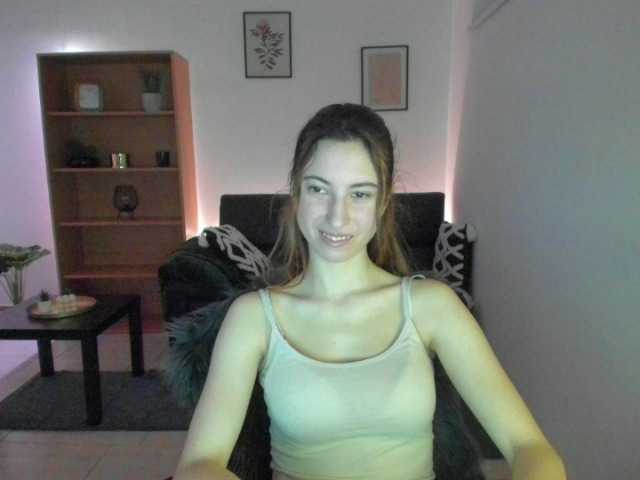 Sändningsbilder naughtydanii1
