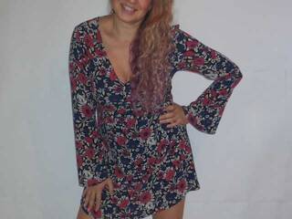 Erotisk videochatt NelleTEASE