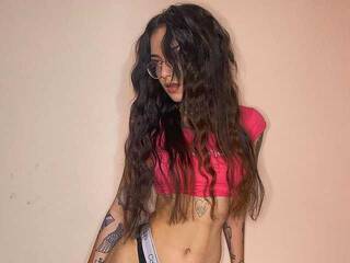 Erotisk videochatt NessaBarett1