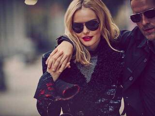 Erotisk videochatt Nicol-Nikko