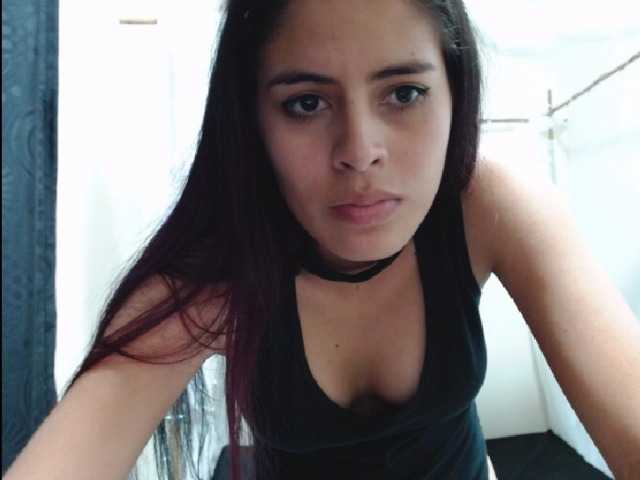 Foton Nicol-sexyboo hi guys,welcome to my room to come play