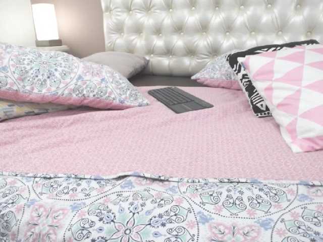 Sändningsbilder Nicoleex