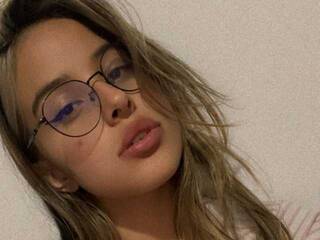 Erotisk videochatt NikolleWinner