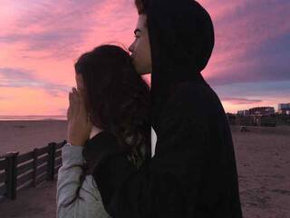 Erotisk videochatt nut-and-bolt