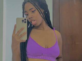 Erotisk videochatt Nyomi-Jay