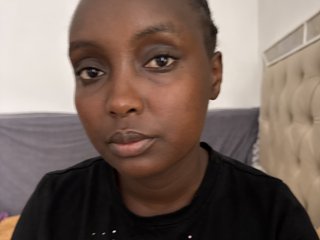 Erotisk videochatt Nyomi224