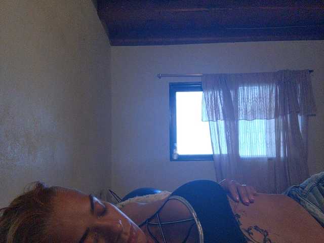 Sändningsbilder ORIANATAYLOR