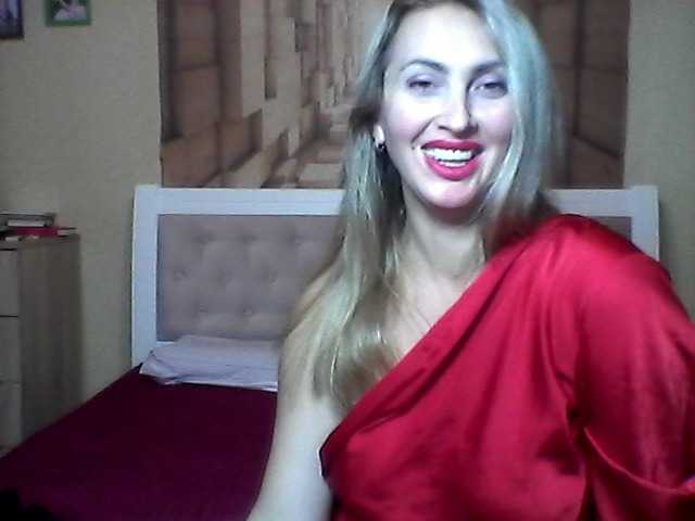Foton pamelaa123 take off a dress 100 tkn, chest 100 ***only in private watch camera 20 tkn