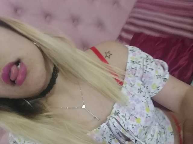 Foton irina_19 hoy con ganas de divertirme #baileerotico #juegos #dildo #show de aceite