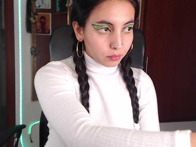 Foton PepperLara #makeup #sexy #colombian #latina #latingirl #bdsm #bigass #prettyface #culogrande #coño #pussy #lovense