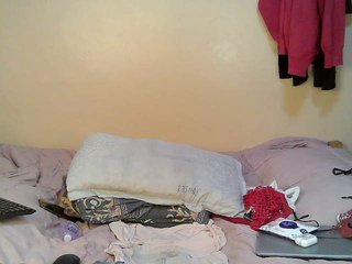 Erotisk videochatt Petite-Eriee