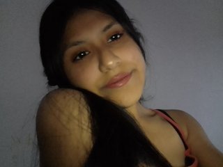 Erotisk videochatt petite-paola