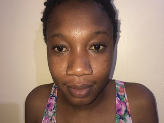 Erotisk videochatt Petite-sally