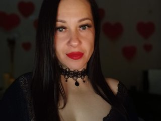 Erotisk videochatt PetiteBrunieX