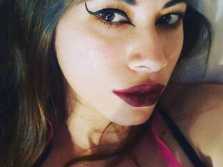 Erotisk videochatt Petitedoll89