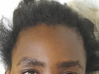 Erotisk videochatt Petitetessy3