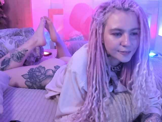 Sändningsbilder pink-cate