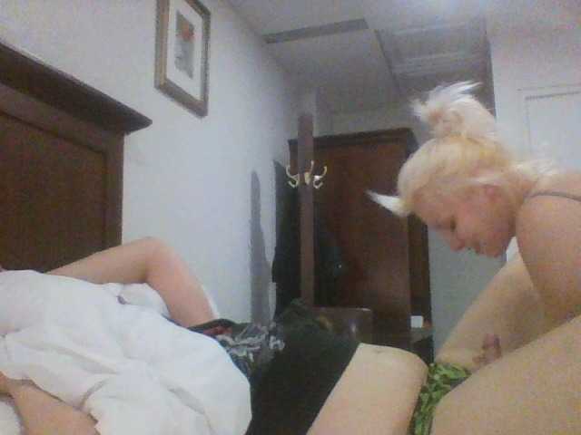 Sändningsbilder pinkcloudz