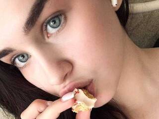 Erotisk videochatt plushflametwinklemeow