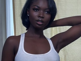 Erotisk videochatt Pretty-Ebony-Doll