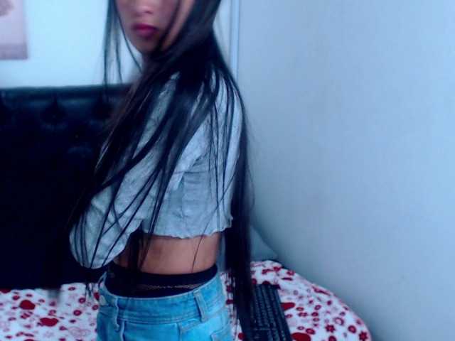 Foton Pretty-Girl Hi there guys!! Im new here come and feel free to make my pussy drain for you :3// SQUIRT AT GOAL