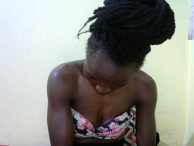 Sändningsbilder Prettyebony2